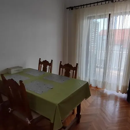 Apartment Apartmani Kulusic Vodice